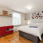 Trendy 2 Bedroom Apartment In Vibrant Shoreditch, Central London Zone 1 Free Wifi - Sleeps 4+2